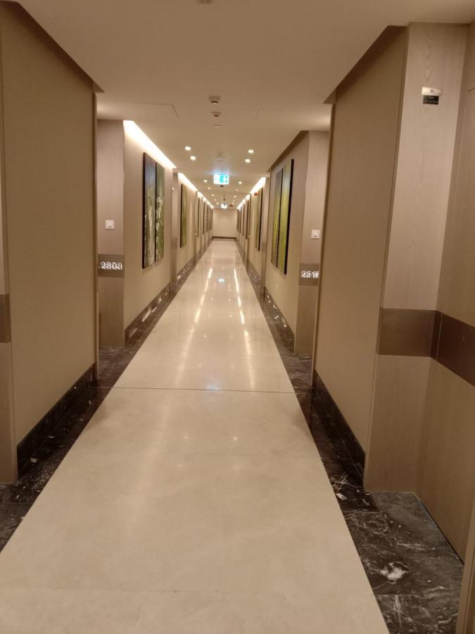 Palm Tower Palm Jumeirah Dubai Bagian luar foto